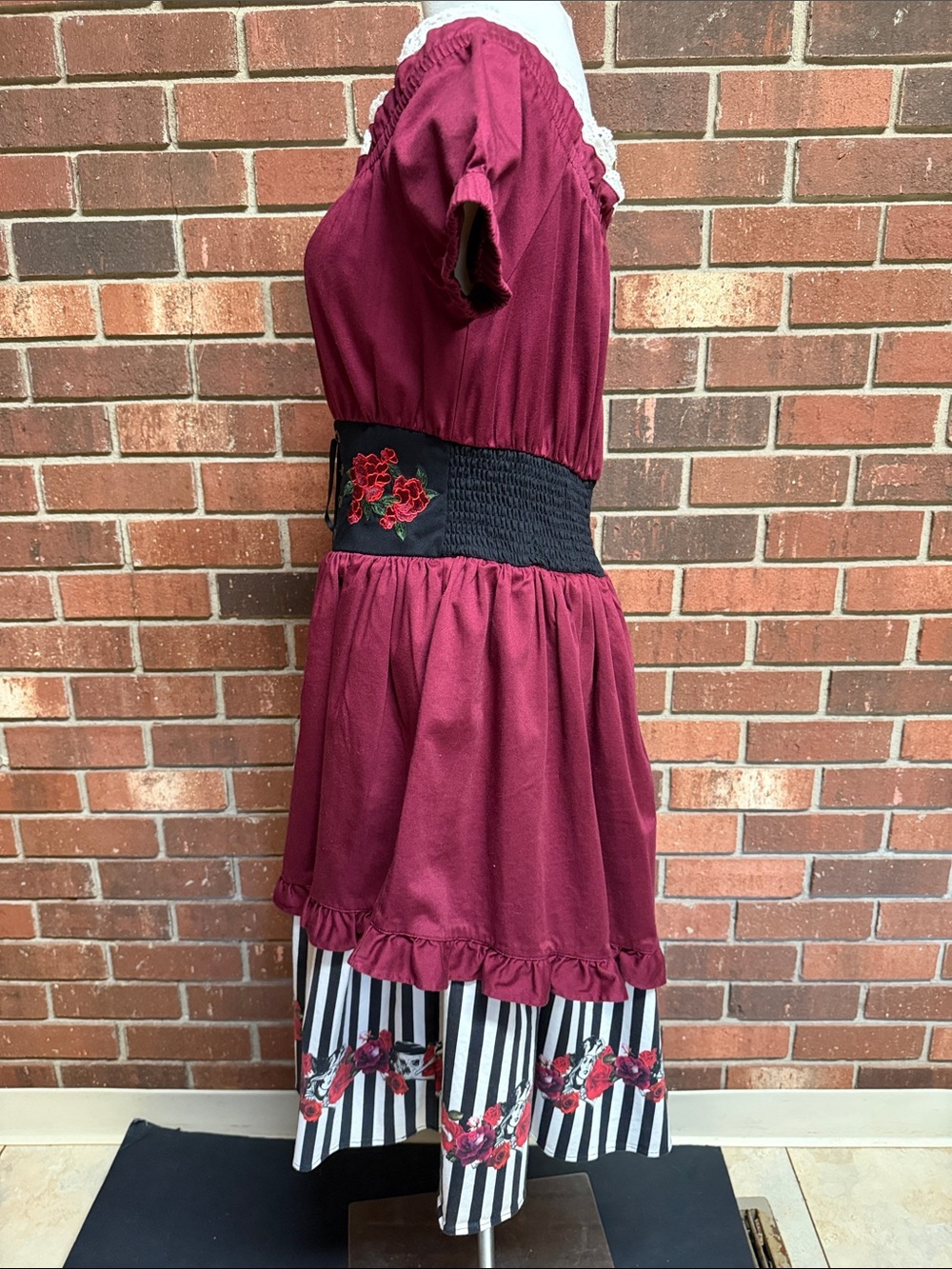 The Dress Shop Disney Pirates of the Caribbean Pirate Red Lace-up Dress Size S - Picture 7 of 13